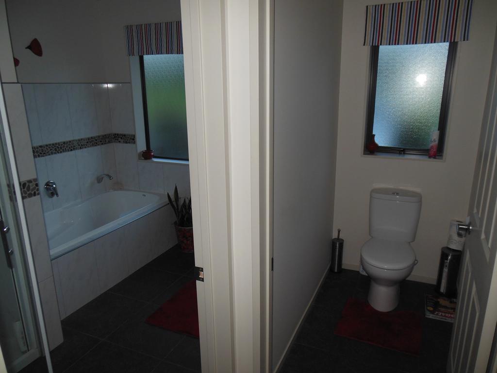 Silverdale Garden Stay Orewa Kültér fotó